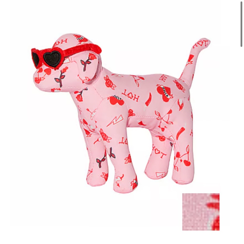 2025 PINK Victoria’s Secret Valentines 
Mini Dog
